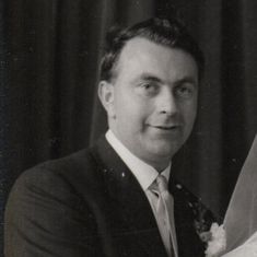 Peter Tucker