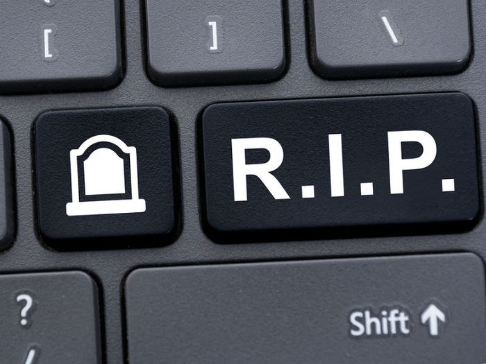 Online grief: A computer keyboard with a key marked 'R.I.P.'