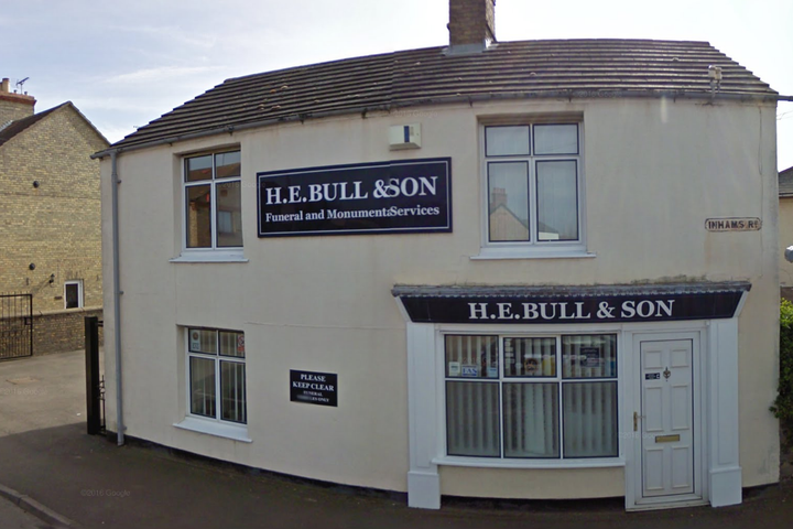 HE Bull & Son