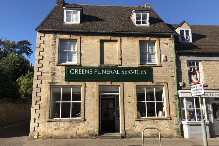Greens Funeral Services, Witney