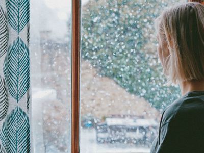 Dear Annie: Painless grief &ndash;  am I in denial?