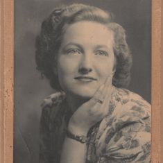 Doris Stannard 'Peggy'