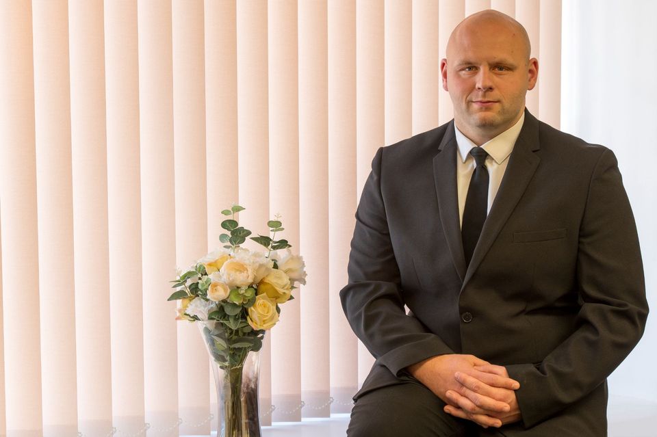 J.T.Howe Funeral Directors, funeral director in Derbyshire