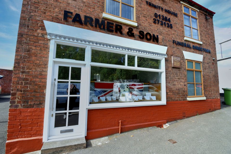 Farmer & Son Funeral Directors, Wordsley, funeral director in West Midlands