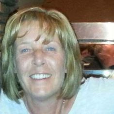 Lyn Halls