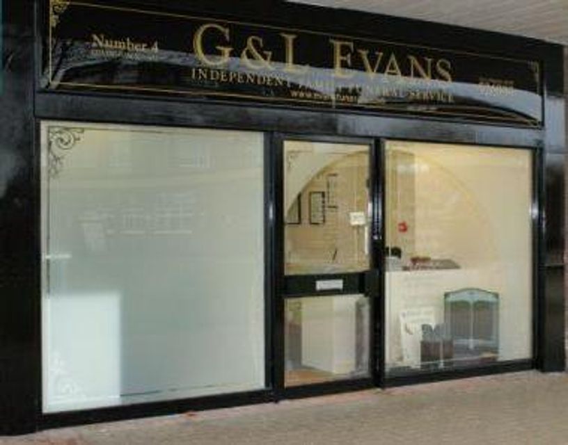 G & L Evans Ltd, Covingham Square