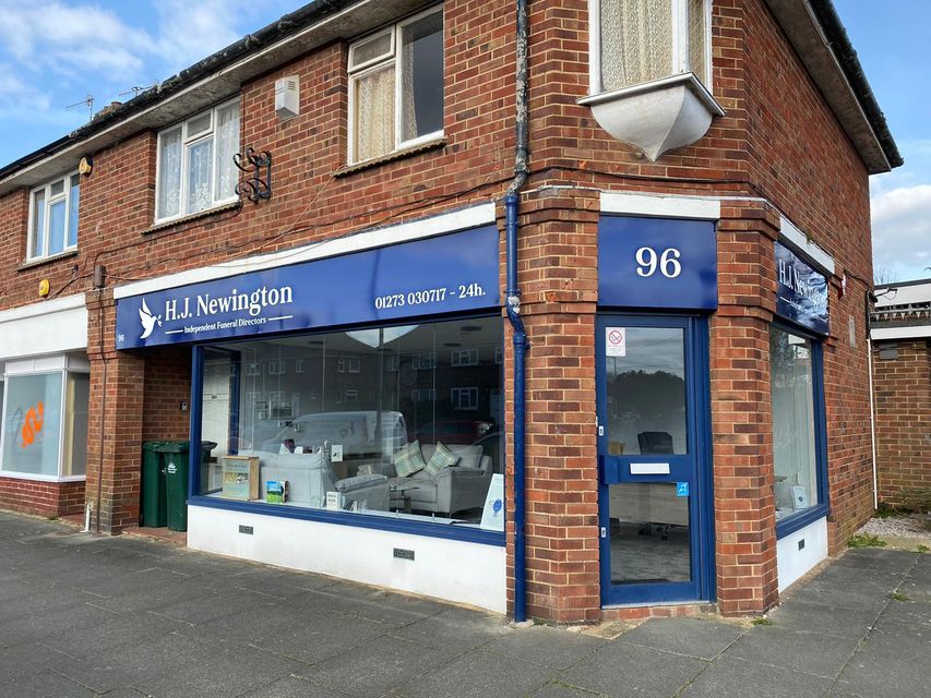 H J Newington Funeral Directors