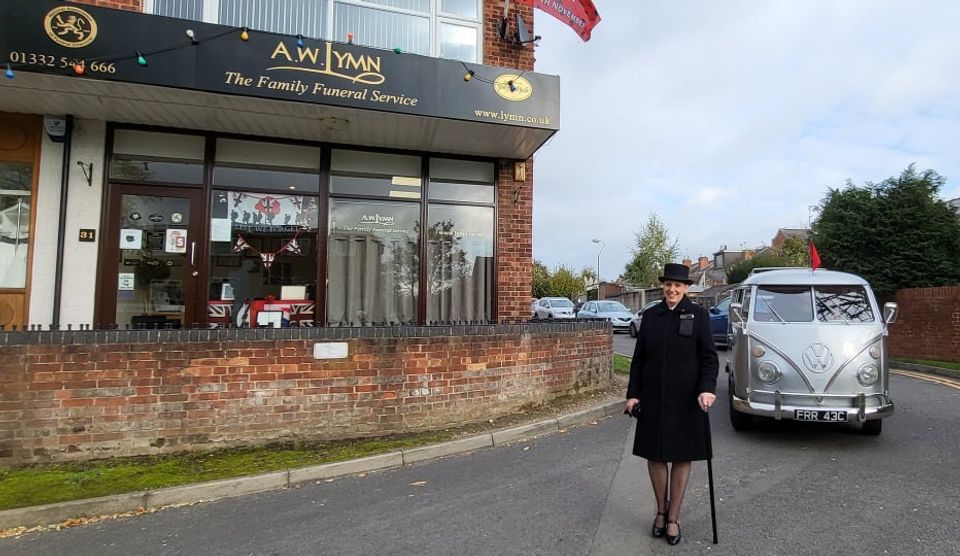 A.W. Lymn Spondon, funeral director in Derbyshire