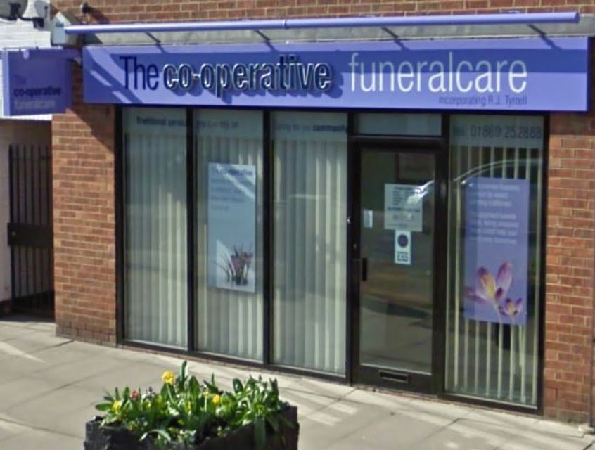 Co-operative Funeralcare (Midcounties), Bicester