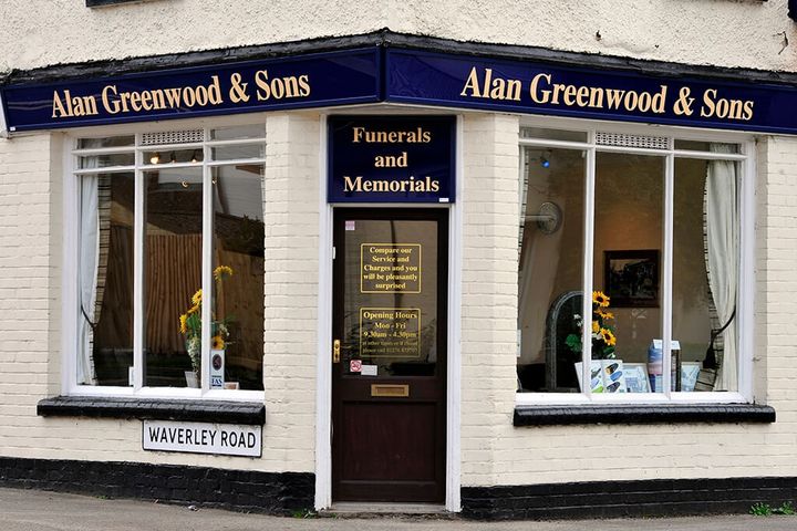 Alan Greenwood & Sons Bagshot
