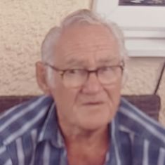 Neville Bloomfield