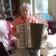Barbara Jean Vines