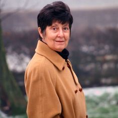 Dr Barbara Rawlinson