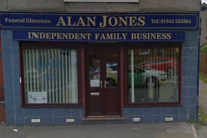 Alan Jones Funeral Directors, Danesbrook House