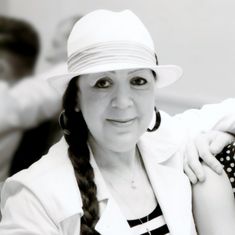 Joanne Perry