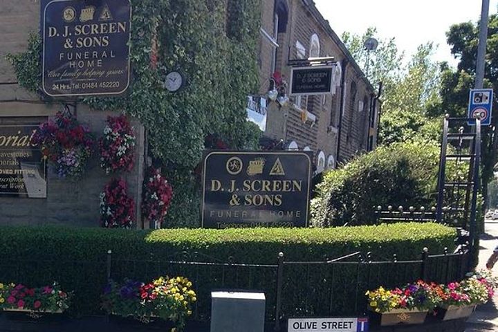 D.J Screen & Sons, Fartown