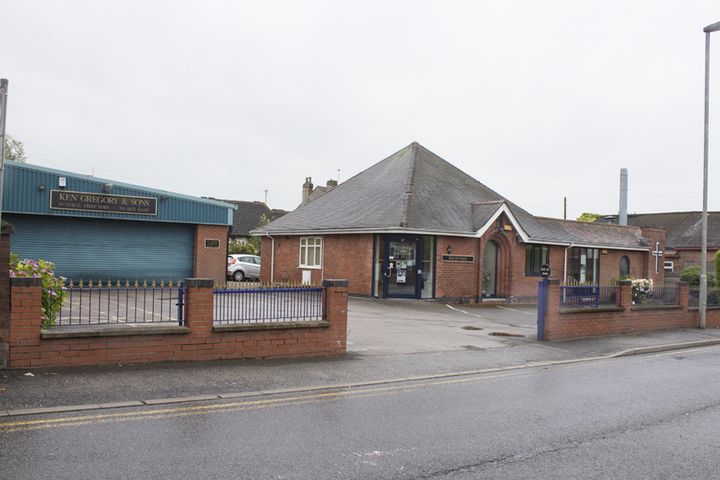 Ken Gregory & Sons Funeral Directors, Kirkby-in-Ashfield