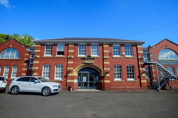 A G Adams Funeralcare, Barry