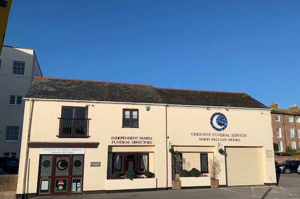 Crescent Funeral Services, funeral director in Somerset