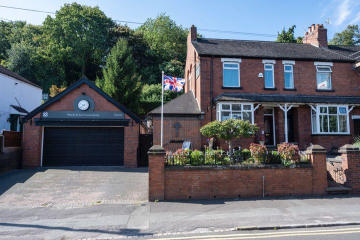 Marsh & Son Funeralcare, Newcastle-under-Lyme