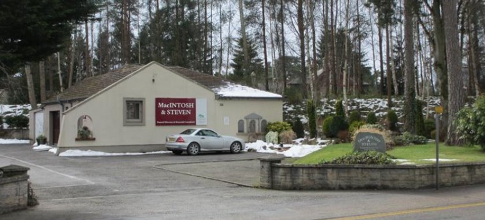 MacIntosh & Steven Funeral Directors, Banchory