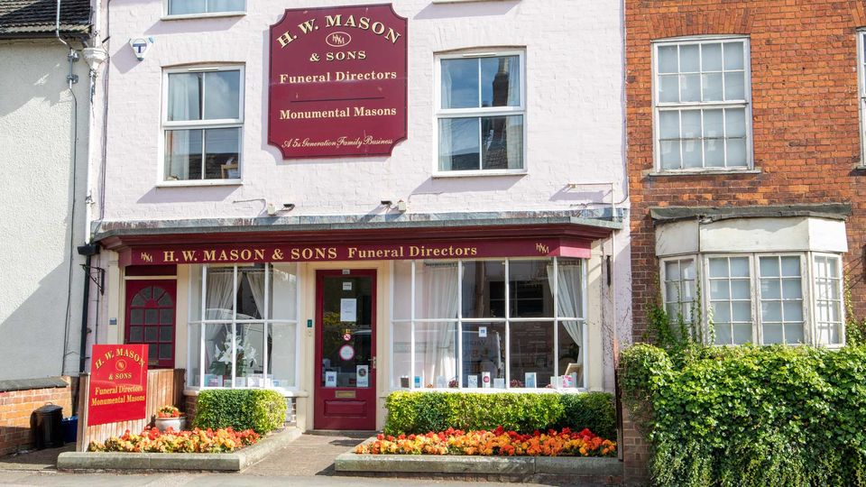 H.W Mason & Sons, Stony Stratford