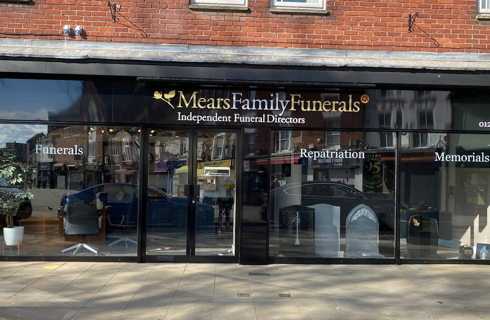 Mears Family Funerals, Aylesbury