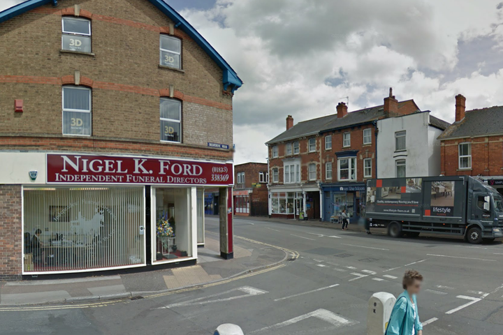 Nigel K Ford Funeral Directors, Station Rd