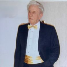 Stuart De Viell