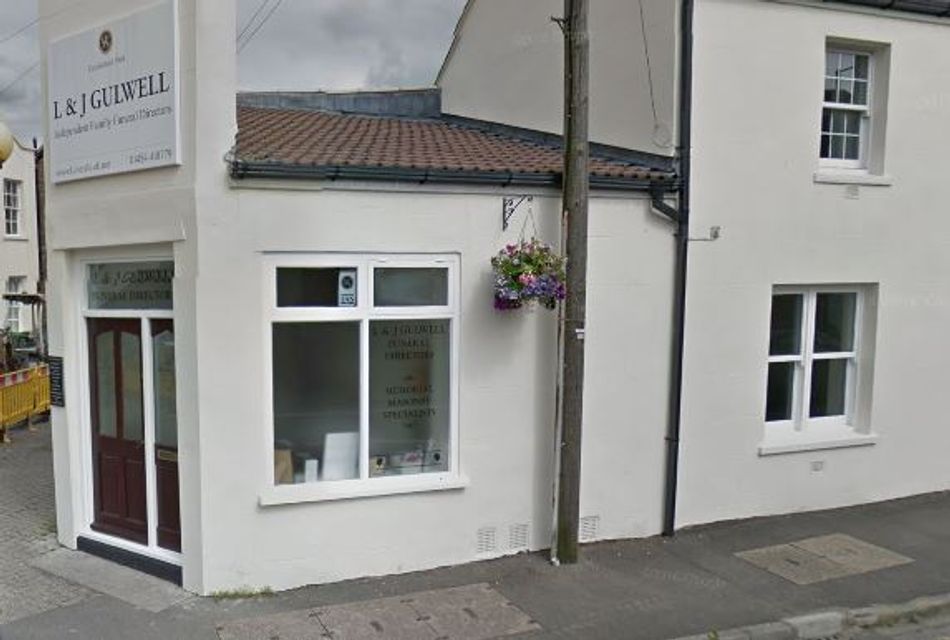 Gulwell L Funeral Directors