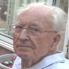 Geoffrey Houghton MBE