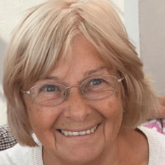 Daphne Laura Dahill