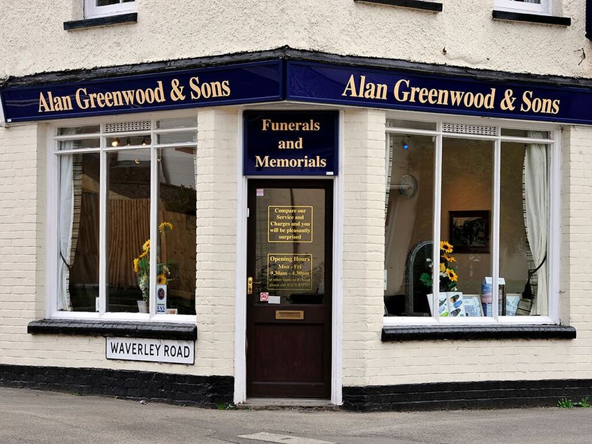 Alan Greenwood & Sons Bagshot
