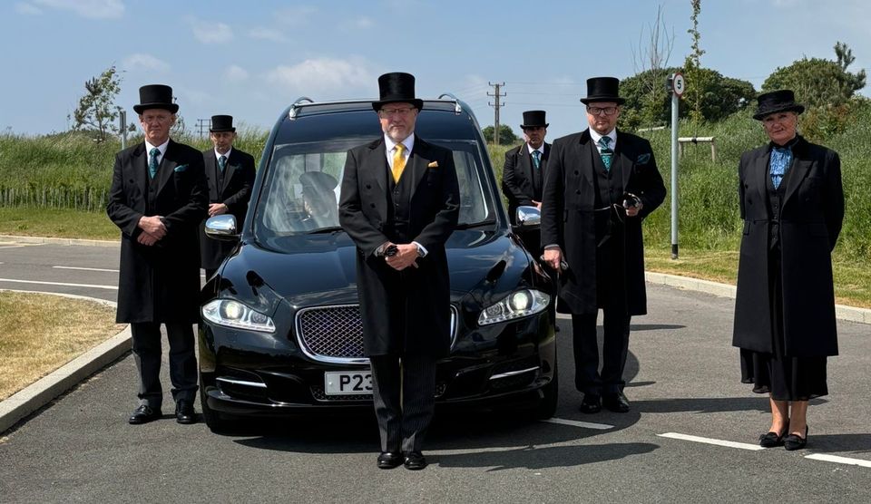 Oaklands Funeral Service, funeral director in West Sussex