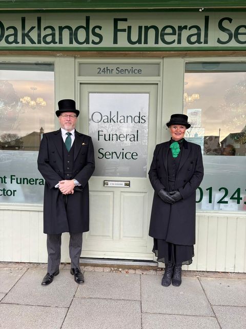 Oaklands Funeral Service, funeral director in West Sussex