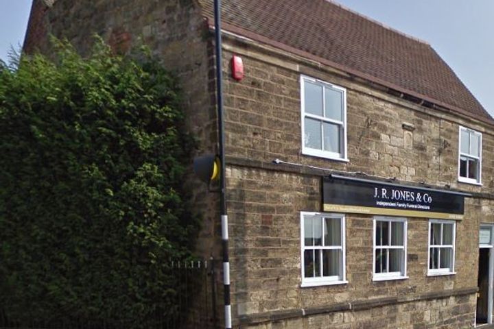 J R Jones & Co, Gornal