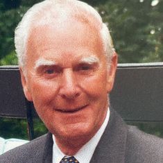 Alan Ayres
