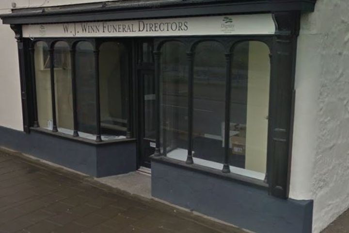 W J Winn Funeral Directors, Hayle