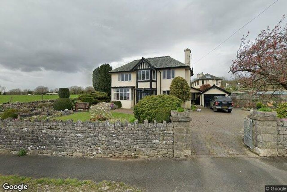 Saunders & Son Funeral Directors