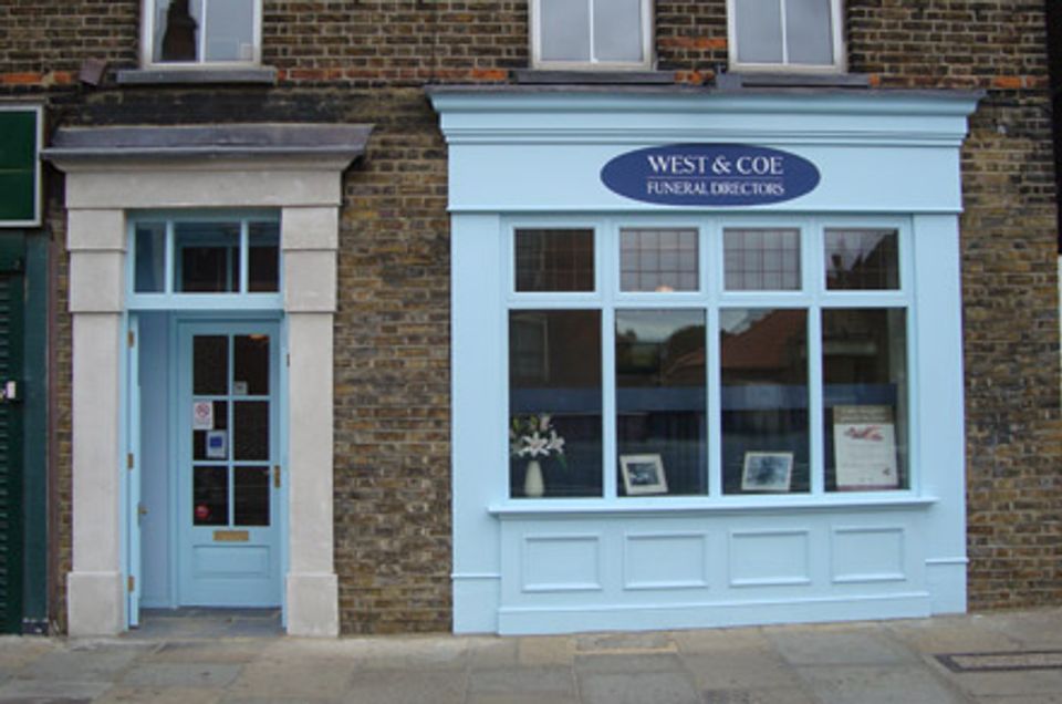 West & Coe Funeral Directors, Rainham