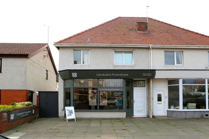 Llandudno Funeralcare (Inc. Emlyn H Roberts)
