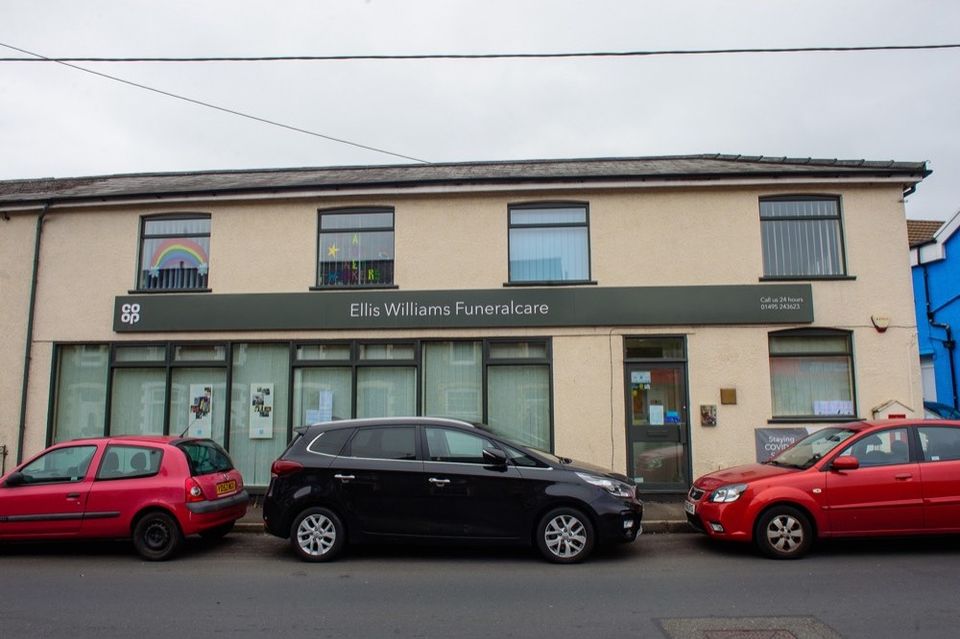 Ellis Williams Funeralcare, Newbridge