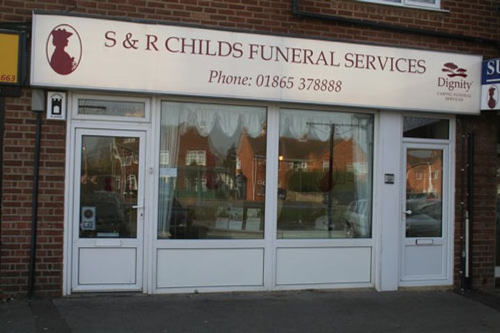 S & R Childs Funeral Directors, Kidlington