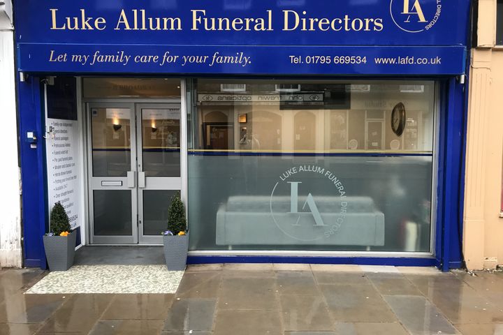 Luke Allum Funeral Directors
