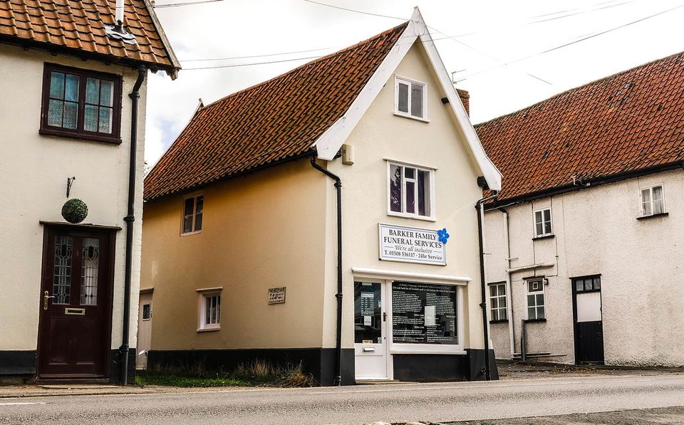 Barker Family Funeral Services, funeral director in Norfolk