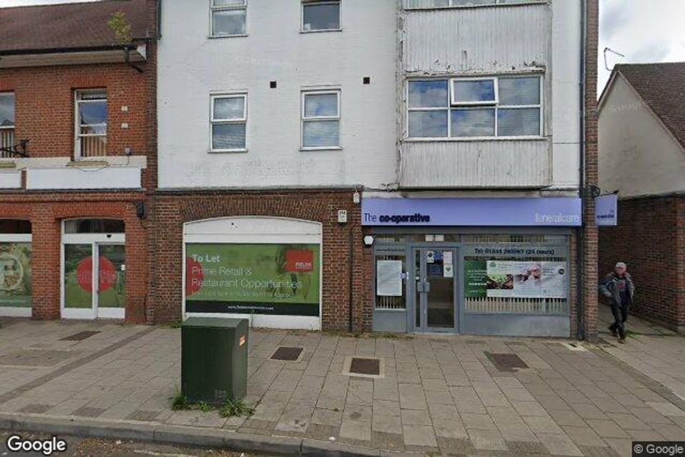 Central Co-op Funeral Directors, Thame