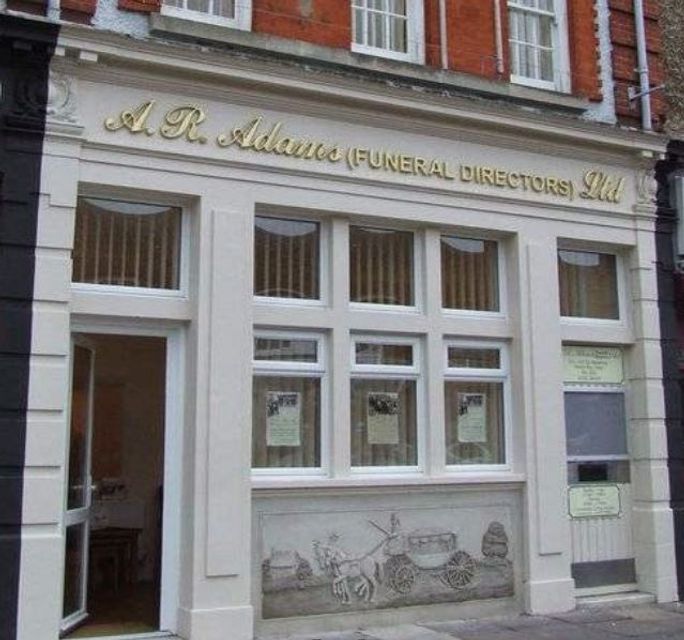 A.R. Adams Funeral Directors - Southend