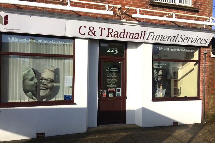 C & T Radmall Funeral Service, Burgess Hill