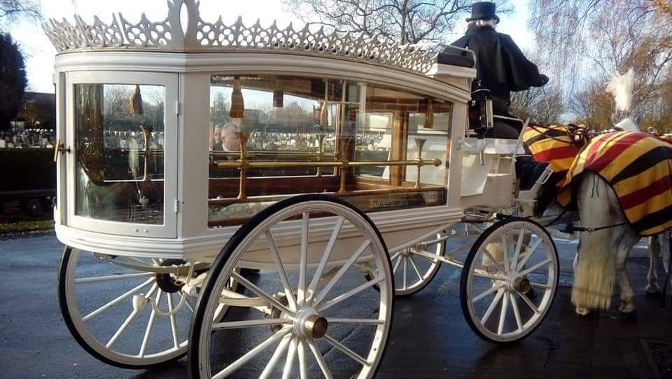 Hannah Rose Funeral Service, funeral director in East Riding of Yorkshire