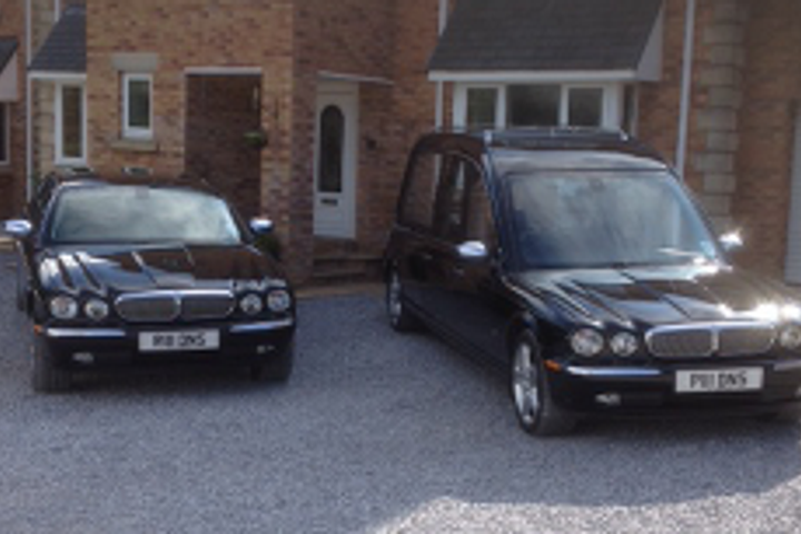 Inkin and Deans Funeral Directors, Loughor